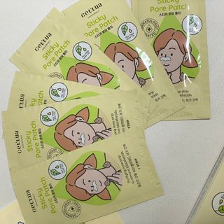 세뚜아(Cettua) 세뚜아 스티키 포어 패치 Cettua Sticky Pore Patch — 5점을 준 리뷰어가 2023년 6월 올린 사용 사진