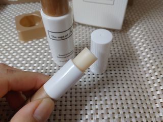 더사가오브수 [사가수] 효혜윤 보태니컬 에너지 에센스인로션 20ml /아이포올 스틱 3g — 5점을 준 리뷰어가 2023년 2월 올린 사용 사진