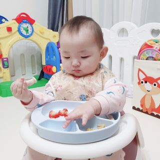 유비맘 캐릭터 실리콘 흡착 식판_색상 랜덤발송 — 5점을 준 리뷰어가 2021년 1월 올린 사용 사진