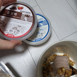 [브레이브퀸] 수제 그릭 요거트 + 그래놀라 세트 — 5점을 준 리뷰어가 2021년 12월 올린 사용 사진