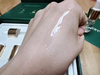 [보히케어] 컨센트레이트 이데베논 7 펩타이드 콤플렉스 앰플 — 5점을 준 리뷰어가 2023년 7월 올린 사용 사진