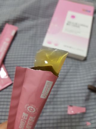 주식회사 얼굴반쪽 [얼굴반쪽 가르시니아 2,800mg] x 14포 1주 젤리 다이어트 보조제 체지방감소 — 5점을 준 리뷰어가 2021년 11월 올린 사용 사진
