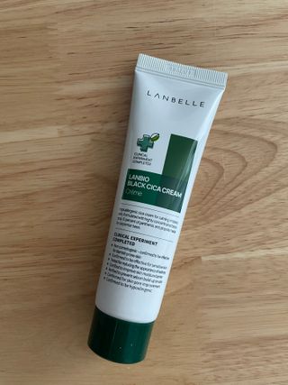 랑벨 랑바이오 블랙 시카 크림 50ml(블랙비 프로폴리스, 시카 4종, 판테놀 10 함유) — 5점을 준 리뷰어가 2022년 7월 올린 사용 사진