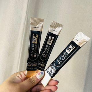 헬스업_천명진프리미엄홍삼스틱_10ml x 30포 — 5점을 준 리뷰어가 2021년 2월 올린 사용 사진
