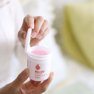 바이오오일 [바이오-오일] 드라이 스킨 젤 100ml — 5점을 준 리뷰어가 2021년 9월 올린 사용 사진