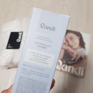 헤어플러스 콴디 아침세안제 폼클렌징 퓨어 어니스티 모닝클렌저 — 4.5점을 준 리뷰어가 2021년 3월 올린 사용 사진