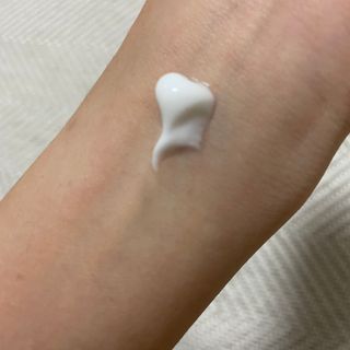 [후르디아] 복숭아 바디워시+바디에센스 세트 — 5점을 준 리뷰어가 2021년 8월 올린 사용 사진
