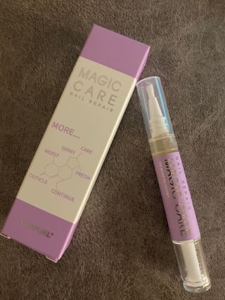 뷰젤 매직케어 네일솔루션 손발톱 보습 영양제 펜슬타입 5ml — 5점을 준 리뷰어가 2022년 4월 올린 사용 사진