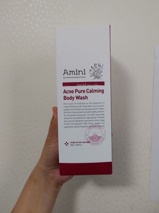 아미니 아크네 퓨어카밍 바디워시 500ml — 4.5점을 준 리뷰어가 2021년 7월 올린 사용 사진