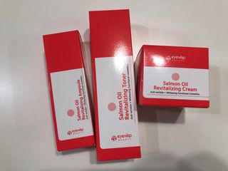아이앤립 / EYENLIP 아이앤립 연어오일 리바이탈라이징 토너+앰플+크림 3종 세트 — 4.5점을 준 리뷰어가 2021년 5월 올린 사용 사진