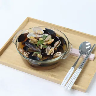 [푸딩팩토리] 바지락홍합탕 500g / 얼큰바지락홍합탕 590g — 5점을 준 리뷰어가 2022년 10월 올린 사용 사진