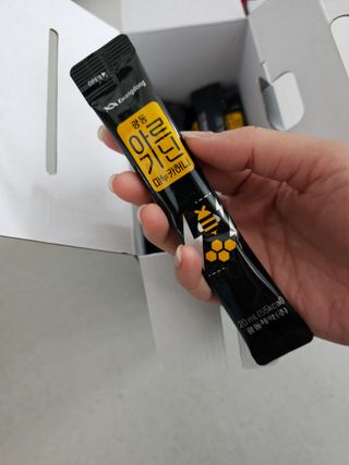 광동생활건강 [광동] 아르기닌 마누카 허니 20mlx50포 — 5점을 준 리뷰어가 2023년 12월 올린 사용 사진