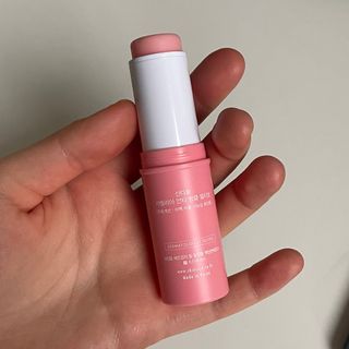 스킨큐어 산다화 카멜리아 안티 링클 멀티밤 — 3.5점을 준 리뷰어가 2023년 11월 올린 사용 사진