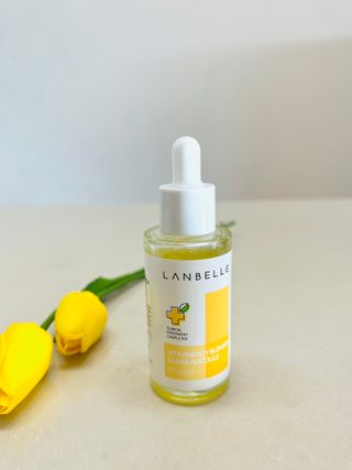 랑벨 비타 에너지 잡티 앰플 50ml 고농축 비타민, 저자극, 수분 촉촉, 미백 앰플 — 4.5점을 준 리뷰어가 2022년 3월 올린 사용 사진