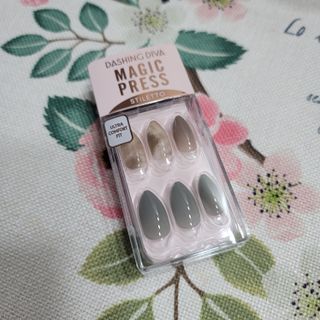 데싱디바 매직프레스 가을신상 스틸레토+오발_5종 중 택1 — 5점을 준 리뷰어가 2021년 9월 올린 사용 사진