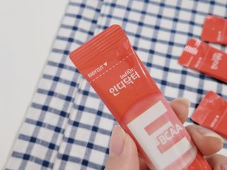 [인디닥터] 타이탄 BCAA 프로틴 젤리스틱 — 5점을 준 리뷰어가 2022년 5월 올린 사용 사진