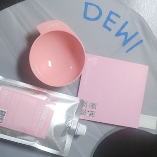 [유니프] 헤어 샤이니 핑크 컬러 트리트먼트 500g — 4점을 준 리뷰어가 2024년 4월 올린 사용 사진