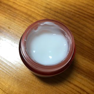 아이앤립 / EYENLIP 아이앤립 연어오일 리바이탈라이징 크림 — 4.5점을 준 리뷰어가 2021년 3월 올린 사용 사진