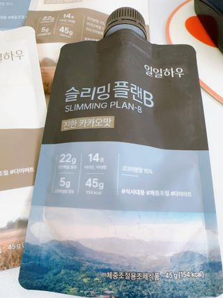 일일하우 슬리밍 플랜B 고소한 귀리맛, 진한 카카오맛 (체중조절식) — 4점을 준 리뷰어가 2023년 8월 올린 사용 사진