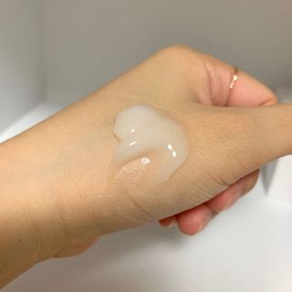 비엠비코 [썸머케어] 퀸79 노블 골드 아쿠아크림+더 선스틱 SPF50+PA+++ — 5점을 준 리뷰어가 2021년 6월 올린 사용 사진