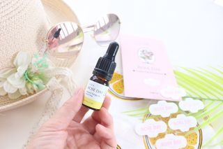 라라로즈데이 시즌2 천연 아로마오일 Y존 케어 속옷향수 이너퍼퓸 5ml  여성의 자존감을 UP시키자 — 5점을 준 리뷰어가 2021년 9월 올린 사용 사진