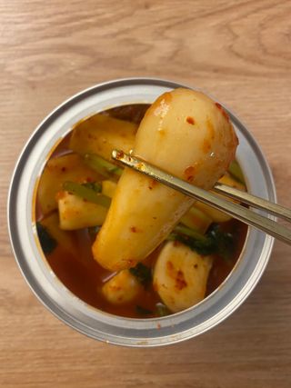 셰프애찬 알타리김치 총각김치 1kg — 5점을 준 리뷰어가 2022년 10월 올린 사용 사진