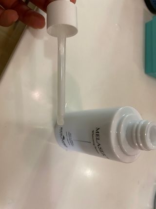 ECLADO 에끌라두 멜라이져 화이트닝 세럼 — 4점을 준 리뷰어가 2020년 10월 올린 사용 사진