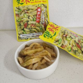 루시델리 야미하우스 홍콩 스파이시 프리미엄 짜사이 무침 500g — 2.5점을 준 리뷰어가 2024년 6월 올린 사용 사진
