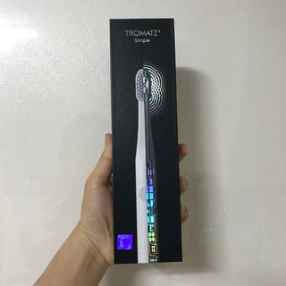 트로마츠 심플 미세전류 칫솔 — 4.5점을 준 리뷰어가 2022년 5월 올린 사용 사진