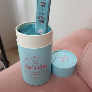 페페로니 잘 먹는 캣츄 - 원양선 참치 24개입 — 5점을 준 리뷰어가 2021년 8월 올린 사용 사진