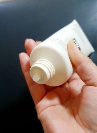 라로지크 X3 리페어 퍼퓸 헤어팩 150mℓ — 5점을 준 리뷰어가 2021년 11월 올린 사용 사진