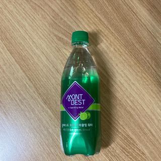 몽베스트 Montbest with Sparkling water Lime20병 — 5점을 준 리뷰어가 2022년 5월 올린 사용 사진