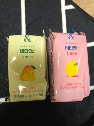 비타앤C 레몬맛, 망고맛 — 5점을 준 리뷰어가 2021년 6월 올린 사용 사진