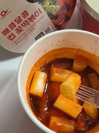 나우  [요리궁리] 매콤달콤 꽃떡볶이 6개입 세트 — 5점을 준 리뷰어가 2025년 1월 올린 사용 사진