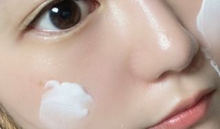 [리즐리] 블루어스 트리플 멀티 카밍 파워풀 크림 150g — 5점을 준 리뷰어가 2021년 10월 올린 사용 사진