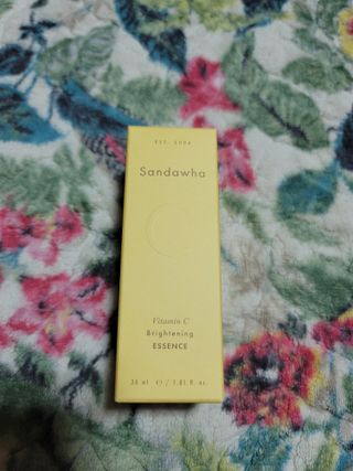 스킨큐어 산다화 비타민c 화이트닝 에센스 30ml — 4점을 준 리뷰어가 2022년 3월 올린 사용 사진