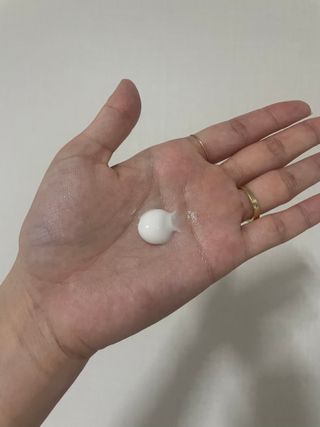 ★스마트 스토어 [올바이오] 더마크림 라이트 크림 130ml 저자극 보습 가려움개선 — 5점을 준 리뷰어가 2024년 12월 올린 사용 사진