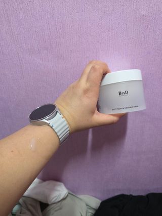 비엔디 2NOW[한글]BnD 바디 주름개선 엉덩이크림 — 5점을 준 리뷰어가 2025년 4월 올린 사용 사진