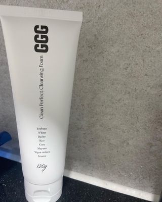 지지지 클린 퍼펙트 클렌징폼 120g — 4.5점을 준 리뷰어가 2022년 4월 올린 사용 사진