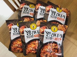 한성기업 무볼레 왕건더기 볶음밥 묵은지삼겹살 — 5점을 준 리뷰어가 2021년 10월 올린 사용 사진