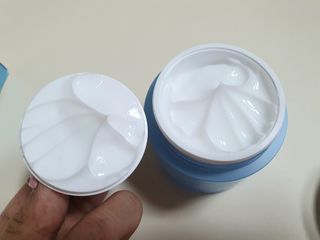 Dr.느루벗 느루벗 모이스쳐 24 크림 — 5점을 준 리뷰어가 2021년 2월 올린 사용 사진