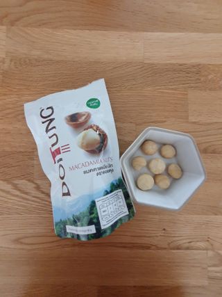 도이퉁 마카다미아 넛 90g  로얄 마카넛 오리지널 쏠트 허니 — 5점을 준 리뷰어가 2021년 3월 올린 사용 사진