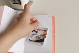 3M 한번의 터치로 깔끔하게 착! 원터치 테이프 디스펜서 — 4점을 준 리뷰어가 2023년 7월 올린 사용 사진