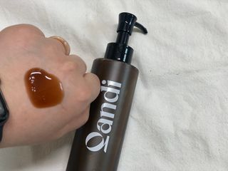 헤어플러스 콴디 플러피 클라우드 버블 팩 클렌저 — 5점을 준 리뷰어가 2021년 3월 올린 사용 사진