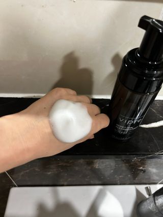 비프리코스메틱 허니 스킨 클렌징폼 150ml — 4점을 준 리뷰어가 2023년 2월 올린 사용 사진