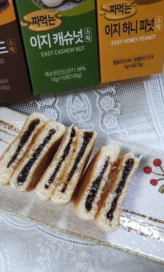 짜먹는 이지견과 짜먹는 이지아몬드, 짜먹는 이지허니피넛, 짜먹는 이지캐슈넛 각 10g X  10포 — 5점을 준 리뷰어가 2021년 2월 올린 사용 사진