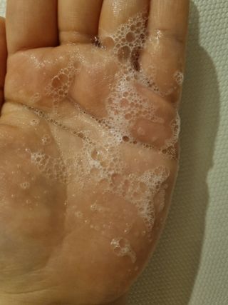 벨먼 내추럴스파 수분광채 스크럽 바디워시 600ml 5종 — 5점을 준 리뷰어가 2022년 5월 올린 사용 사진