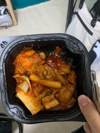 한성기업 무볼레 닭떡볶이+해물떡볶이 2종 세트 — 5점을 준 리뷰어가 2021년 10월 올린 사용 사진