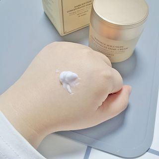 Dr.느루벗 느루벗 링클 솔루션 콘센트레이트 스네일 탄력 달팽이 크림 80g — 5점을 준 리뷰어가 2021년 2월 올린 사용 사진