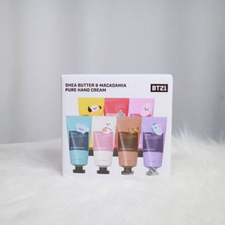 쿤달 BT21 시어버터 앤 마카다미아 퓨어 핸드크림 50ml 7구 기프트 세트 — 5점을 준 리뷰어가 2021년 3월 올린 사용 사진